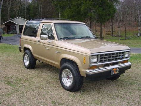 Purchase Used Super Nice 1987 Ford Bronco 11 Xlt 2 Door 5 Speed 4x4 2