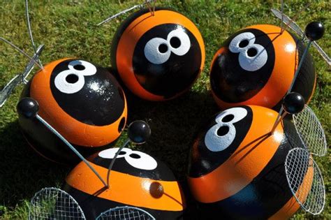Orange Bumble Bee Bowling Ball Garden Art Bowling Ball Garden Bowling Ball Crafts Bowling