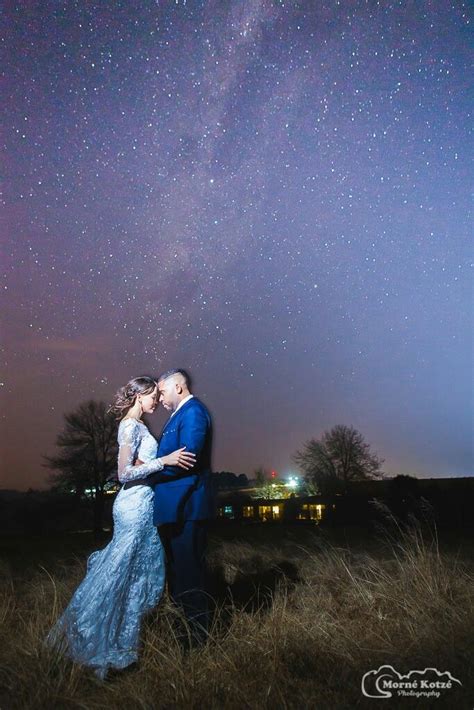 Starry Night Bride And Groom Weddingphotography Weddingphotos Weddingshoot