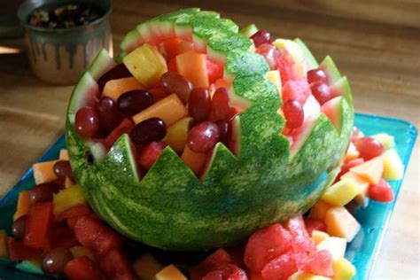 How To Make A Watermelon Fruit Basket Fruit Basket Watermelon Watermelon Basket Summer