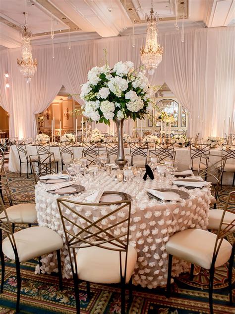 21 Winter Wedding Decoration Ideas Youll Want To Copy