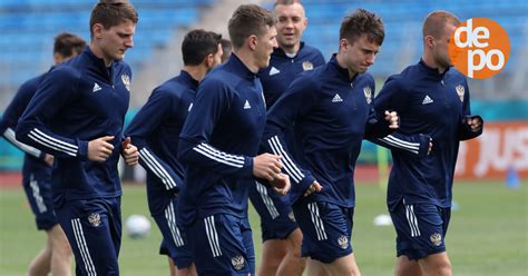 Азар, 55, де брюйне, 70. На Росії злякалися, що їхня збірна може посісти останнє ...