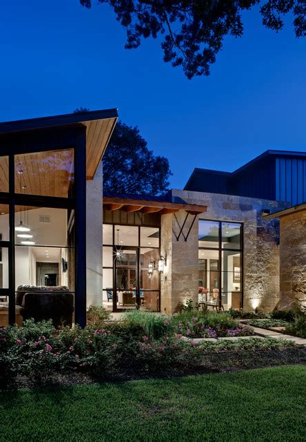 The style tends to include large plate glass windows, metal or concrete. 71 Contemporary Exterior Design Photos