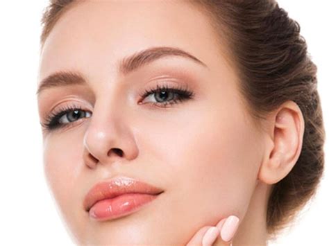 Oily Skin Care गर्मियों में इन टिप्स की मदद से रखें अपनी ऑयली स्किन का