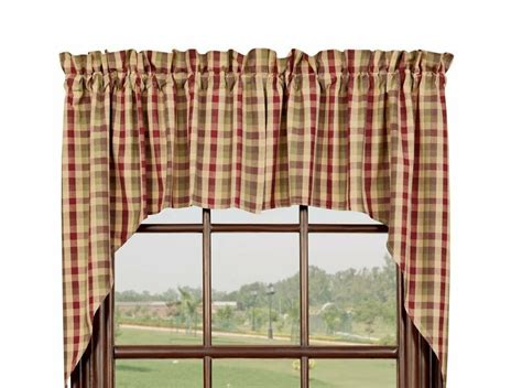 Country Cabin Farmhouse Apple Cider Red Green Tan Plaid Pattern Swags