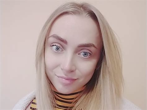 Katerina Blond Babe Webcam