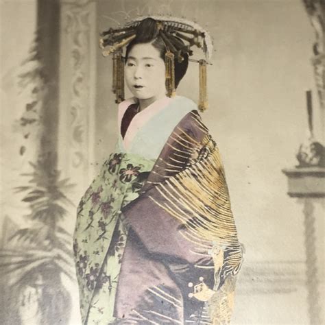 bakumatsuya large format photo of oiran high class courtesan in stunning kimono photos