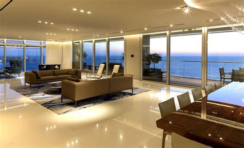 Luxurious Beachfront mini penthouse - Yoram Indik