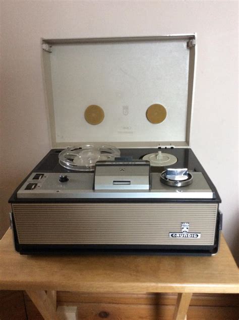 Vintage 1960s Grundig Tk140 Portable Reel To Reel Tape Recorder In Greetland West Yorkshire