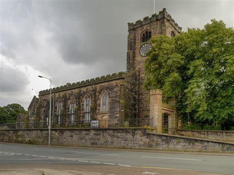 The Parish Church Of St Andrew Leyland © David Dixon Geograph