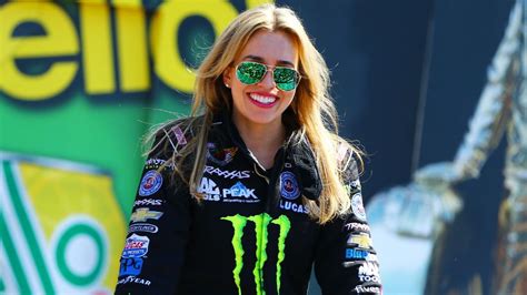 Brittany Force Gets 1st Top Fuel Win At Gatornationals