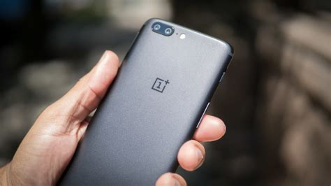 Review The Oneplus 5 Is The Best Phone Youll Find Under 500 And