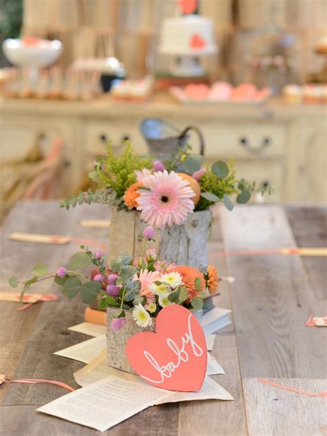 But there's a lot that goes into decorating for the event. 10 Creative Baby Shower Ideas | HGTV's Decorating & Design ...