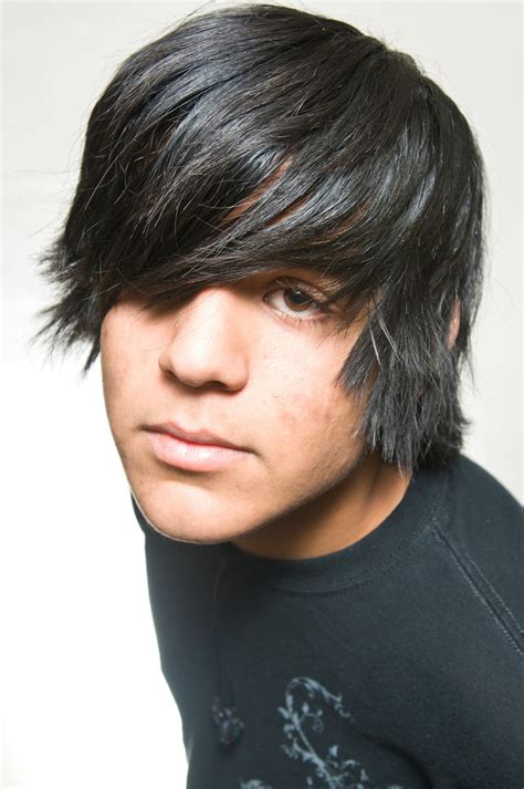 Your hairstyle defines your personality and just in case if you want to grow your emo hair, take our emo cut tips and also, don't forget to have a look at the 20 different hairstyles you can attain with your emo cut. Emo Hairstyles for Guys: Flattering Ways to Rock a Punk Look