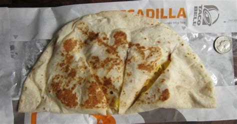 Review Taco Bell Breakfast Quesadilla Brand Eating