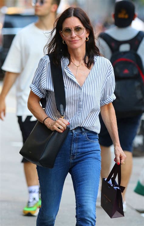 Lisa kudrow and courteney cox arquette team up to raise research funds. COURTENEY COX Out and About in New York 08/12/2019 ...