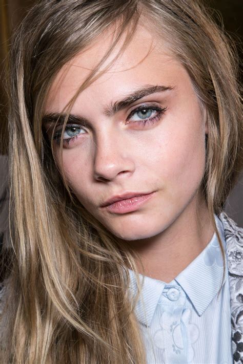 Your Complete Guide To Great Eyebrows Cara Delevingne Eyebrows Thin