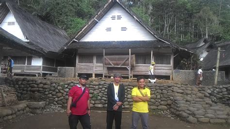 Mengintip Struktur Rumah Tahan Gempa Warga Kampung Naga Regional