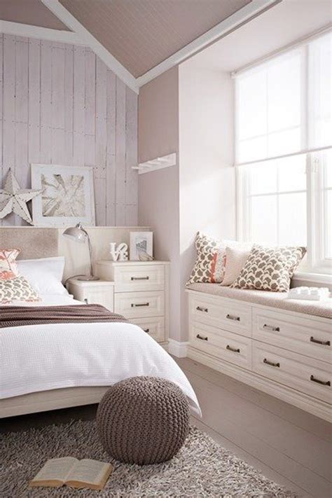 Cozy Winter Bedroom Decor Homemydesign
