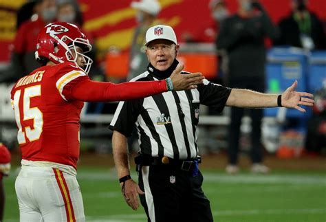 Carl Cheffers Super Bowl Referee Has History Of Penalties Vs Chiefs The Washington Post