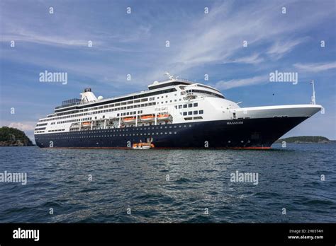 Ms Maasdam Cruise Ship Hi Res Stock Photography And Images Alamy