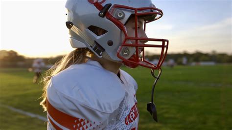 There’s One Girl Playing Tackle Football In Oregon City And She’s Good Video