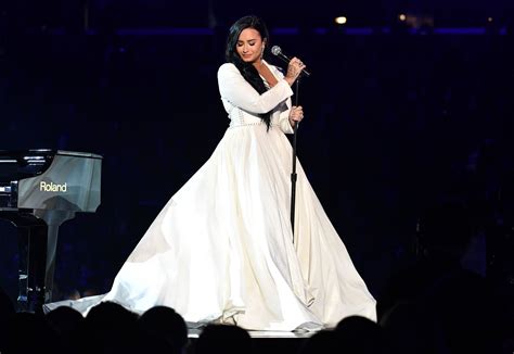 Pin By Tmac On Demi Lovato Demi Lovato Maxi Dresses Fall Grammys 2020