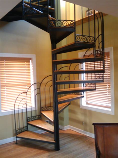 FAMILY CREATION: RELLING TANGGA