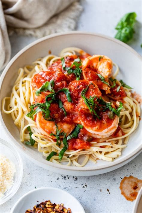 Linguini And Shrimp Fra Diavolo Juicygoofy