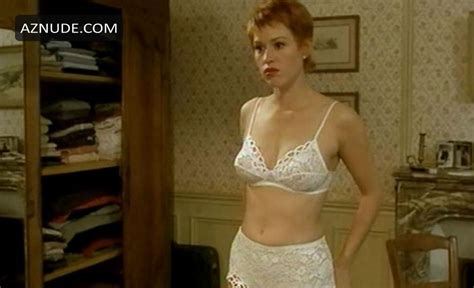 Pictures Showing For Molly Ringwald Porn Mypornarchive Net