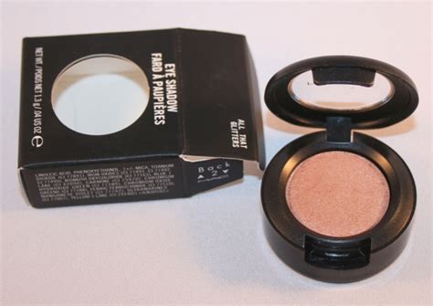Mac All That Glitters Eyeshadow Review