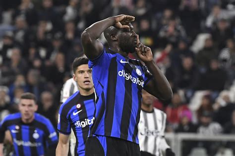 Lukakus Agent Calls For Action Against Racism During Juve Tie Daily