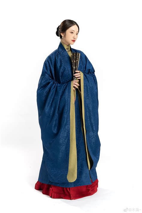 Chinese Hanfu, Ming dynasty | Ming dynasty clothing, Dynasty clothing, Ming dynasty fashion