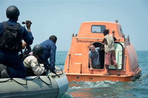 Somali Pirate Movies Take Hollywood Huffpost Entertainment