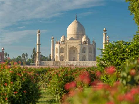 10 fascinating facts about the taj mahal that will blow your mind times of india travel