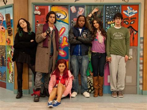 Obtuvehollywood Arts Victorious Nickelodeon Victorious Cast