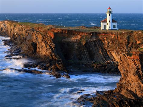 Wallpaper Lighthouse Rocks Sea Cliff 2560x1600 Hd Picture Image