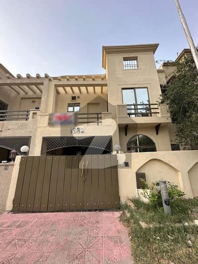 Beautiful And Well Built House For Rent With Sui Gas Bahria Town Phase
