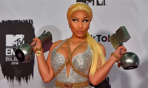 Nicki Minaj Becomes First Female Rapper To Top 100 Million Riaa Certified Units Hiphop N More