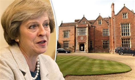 Where Is Chequers Pms Retreat Where Theresa Mays Cabinet Are