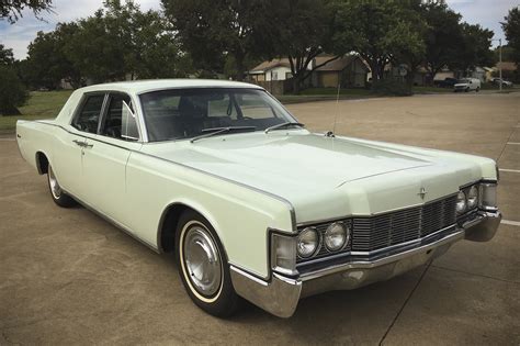 Standard, reserve and black label. 1968 Lincoln Continental | Classic Car Restoration Club