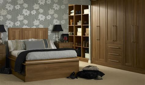 Placing your bed at an angle, mirrors on wardrobes and cupboards and built in wardrobes, are some small bedroom ideas you can implement. Cute Bedroom Ideas-Classical Decorations Versus Modern Design