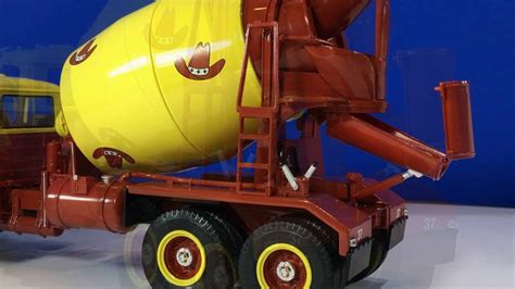 First Gear MACK Cement Truck "BONANZA" Wow! Rare/Vintage With Box 1:34