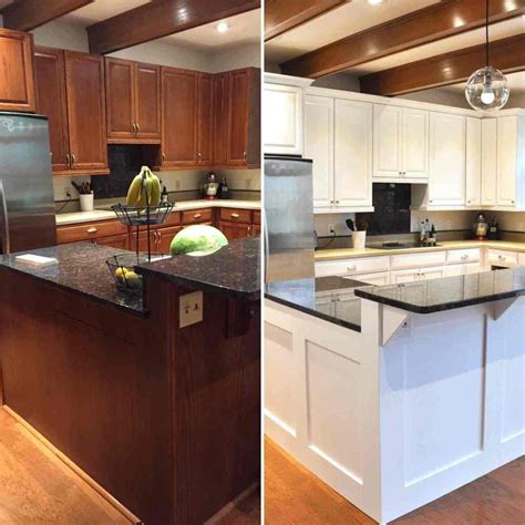 Value report for 2019, remodeling magazine puts the national average for a midrange major kitchen remodel at $66,196 and an upscale major kitchen remodel at $131,510. Tips + Tricks for Painting Oak Cabinets | Kitchen renovation, Painting oak cabinets, New kitchen ...