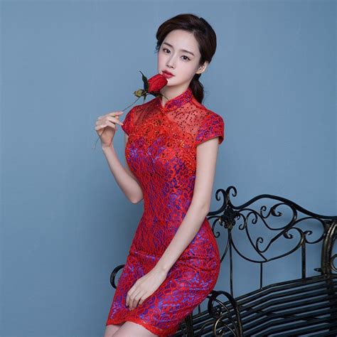 Modern Chinese Traditional Red Wedding Gown Plus Size Bride Cheongsam Dress Short Lace Qipao