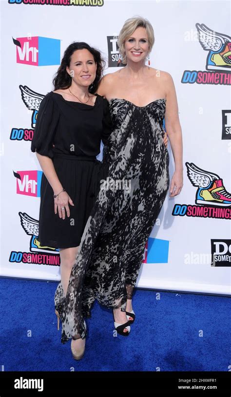 Dr Lara Embry And Jane Lynch During The Do Something Awards Held At The Hollywood