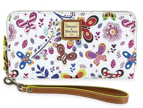 2019 Epcot Flower And Garden Festival Dooney And Bourke Bag Features