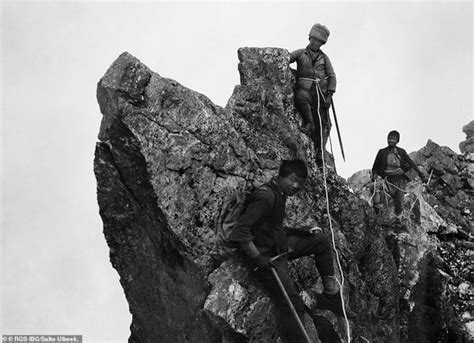 Newly Discovered Pictures Of George Mallorys First Bid To Climb