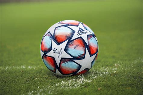 Adidas Dévoile Le Ballon Officiel De Luefa Champions League 2020 2021
