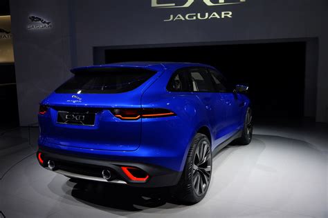 jaguar c x17 sports crossover concept frankfurt 2013 picture 6 of 15